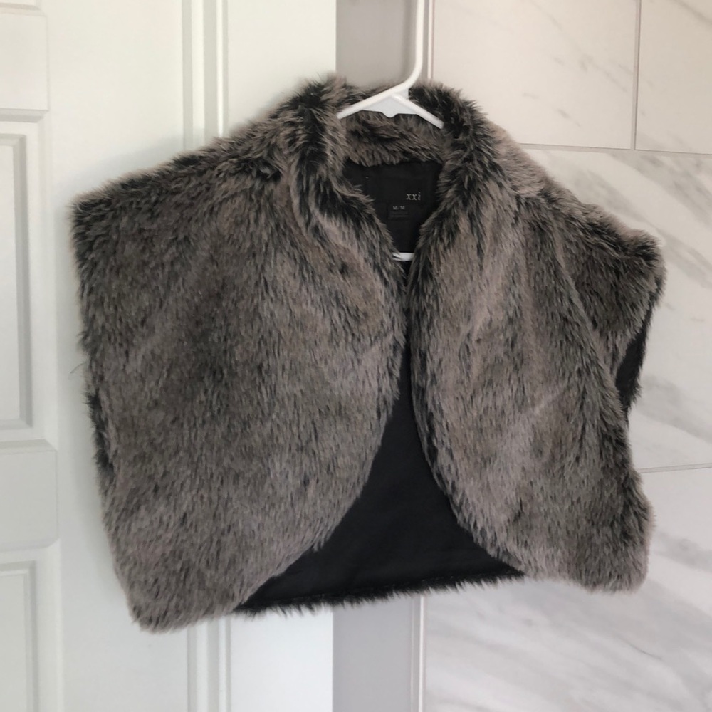 Fur shaw